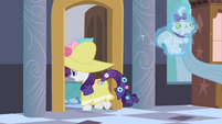 Rarity levitating Opalescence to bathroom S2E09