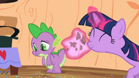 Spike's cheek is wiped S2E10