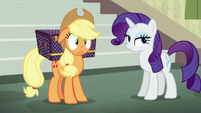 Applejack "not at all like back home" S5E16