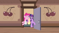 Pinkie Pie good morning S2E14