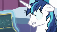 Shining Armor getting even more nervous S6E1
