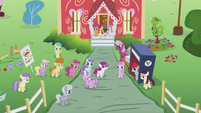 Students watch Diamond Tiara S5E18