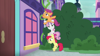 Cutie Mark Crusaders forming a pony ladder S8E12