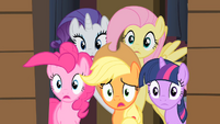 Ponies worried S01E21