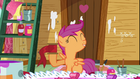 Scootaloo and pretty ribbons? No way!