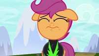 Scootaloo gulping with fear S8E20