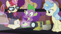 Spike startled S5E25