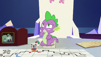 Spike sweating and blushing S6E17