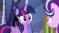Twilight Changeling smiling innocently at Starlight S6E25