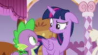 Twilight and Spike looking bewildered S6E22
