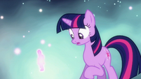 Twilight sees piece of her spirit S3E13