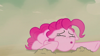 Pinkie Pie completely out of energy S7E18