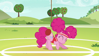 Pinkie bumps another ball with her rump S6E18