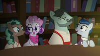 Sleek and Bookstore ponies "ohhhh" S8E8