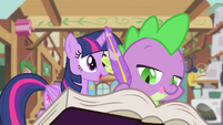 Twilight dictating friendship lesson to Spike S4E11