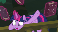 Twilight levitating Canterlot Cantabiles Vol. 31 EGFF