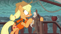Applejack looking at the map S6E22