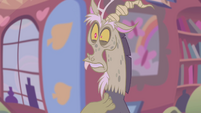 Discord looking offended S4E11