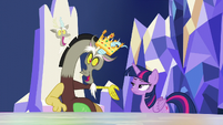 Discord pops in with his own throne S5E22
