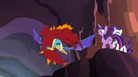 Ember tackles into Garble again S6E5