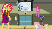 Equestria Girls succeed at slam dunk challenge EGDS51