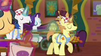 Interior decorator ponies start remodeling S6E12