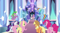 Main ponies enter Crystal Empire throne room S9E25