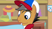Rainbow Dash pointing at Quibble S9E6