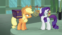 Rarity notices her cutie mark isn't glowing S5E16