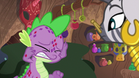 Spike still scratching his stone scales S8E11
