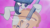 Octavia Melody's cello bow snaps S5E9