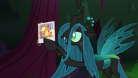 Chrysalis "an image and a piece of the pony" S8E13