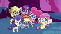 Mane Six taking a selfie together PLS1E8a.png (991 KB)