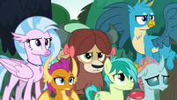 Young Six looking annoyed at Applejack S8E9