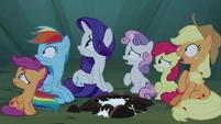 Pony sisters looking over at the Fly-ders S7E16.png (936 KB)