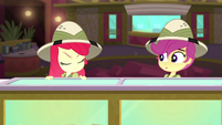 Apple Bloom shakes her head at Scootaloo SS11
