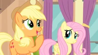 Applejack being encouraging