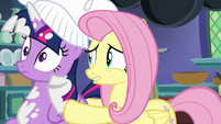 Fluttershy pushes Twilight out of the kitchen S7E20