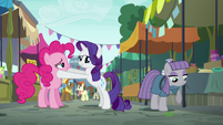 Rarity "you're back!" S6E3