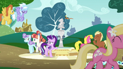 Starlight trying to calm down S6E6