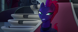 Tempest tells the Storm King to look right MLPTM