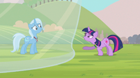 Twilight is freaking out Trixie.