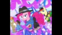 Pinkie Pie, Goldengrape and Dr. Hooves walking in style S4E21