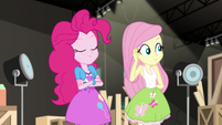 Pinkie and Fluttershy nod at Twilight's deducing EGS2