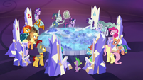 Star Swirl tells the ponies to prepare for battle S7E26