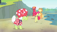 The Apple siblings come to Granny Smith S4E20