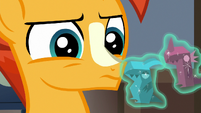 Young Sunburst looking at Dragon Pit pieces S7E24