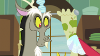 Big Mac gives Discord his handkerchief back S8E10