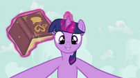 CMC looking while under Twilight S2E17