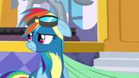 Rainbow Dash looking annoyed at her parents S7E7